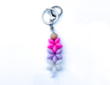 Load image into Gallery viewer, Floral Beaded Fidget Keychains
